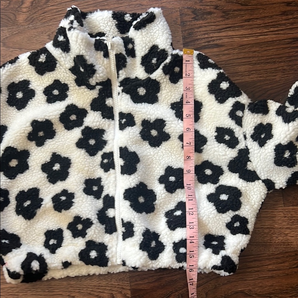 HYFVE Black and White Floral Short Push Jacket - Picture 7 of 9